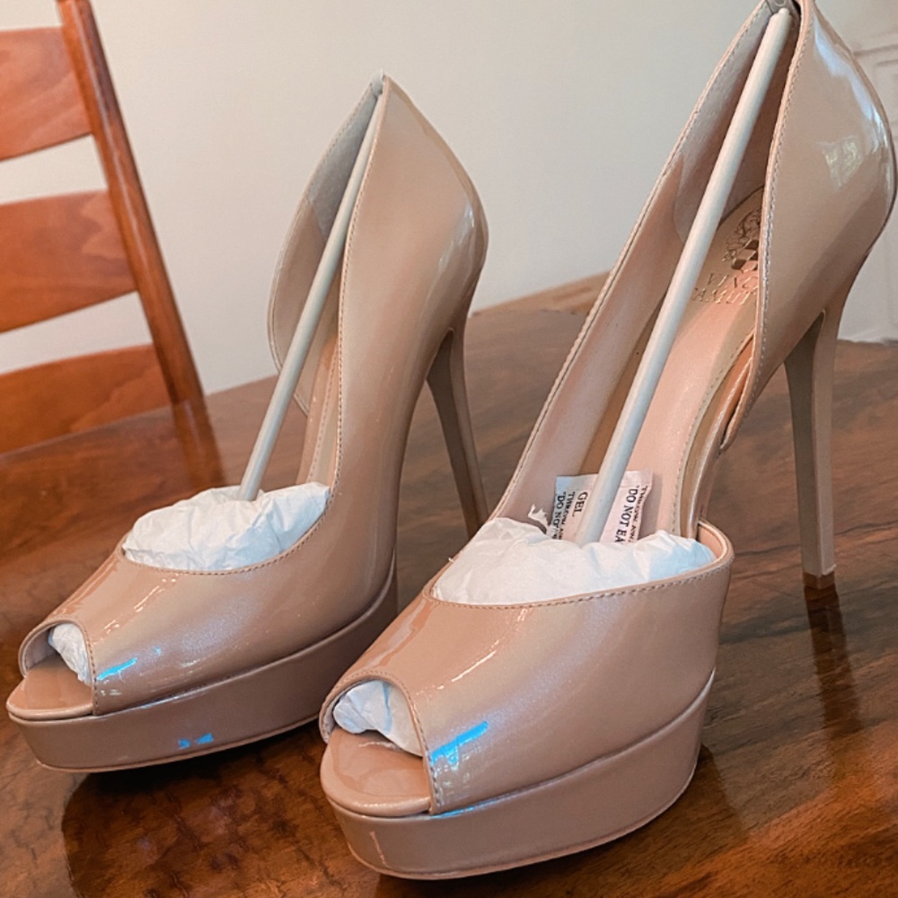 Vince Camuto Patent Leather Beige Pump